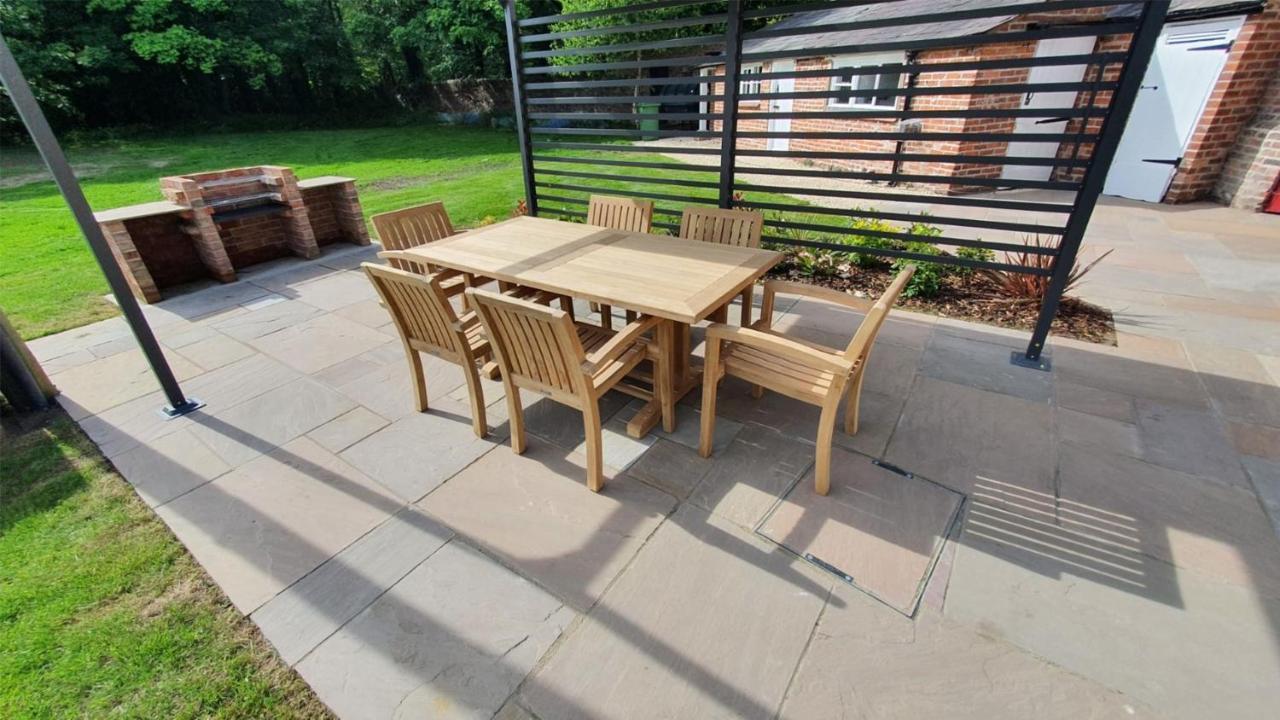 Oulton Park Lodge Little Budworth Eksteriør bilde